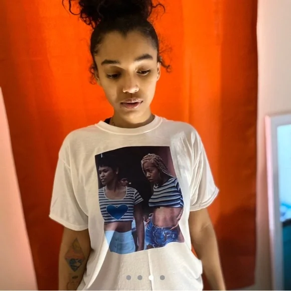 FRIDAY graphic tee. - Picture 3 of 5